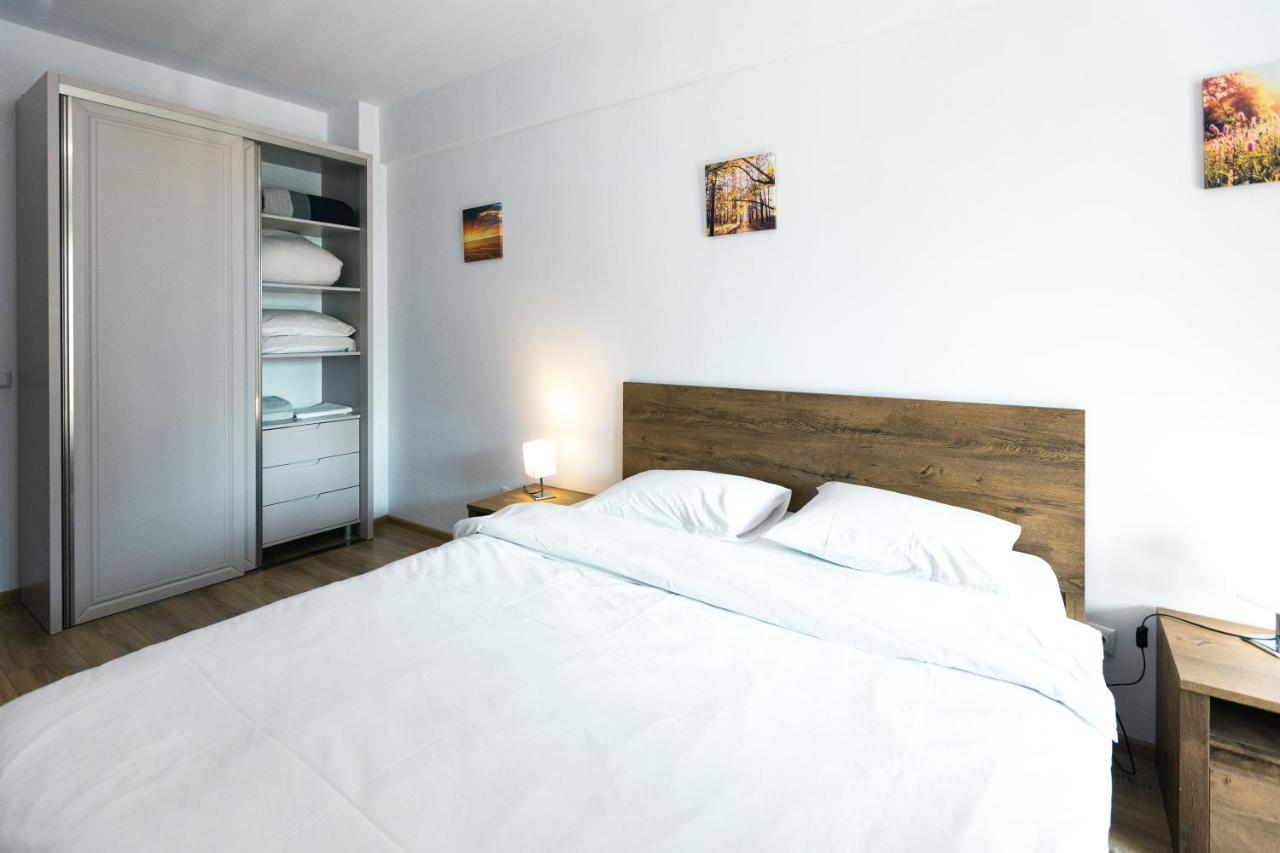 Rivera Apartments - Premium Accomodation ヤシ エクステリア 写真