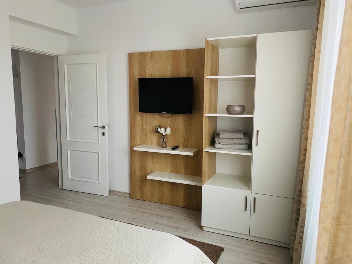 Rivera Apartments - Premium Accomodation ヤシ エクステリア 写真